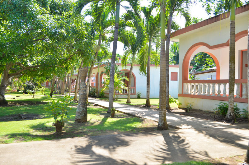 Hidden Paradise Resort Hotel Negril Exterior photo